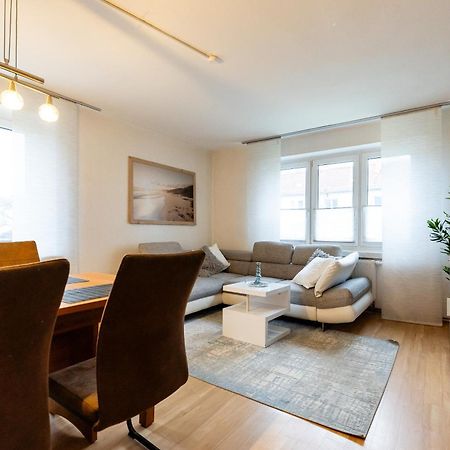 Moderne 4 Zimmer Wohnung Vollausgestattet Und Moebliert Halle  Esterno foto