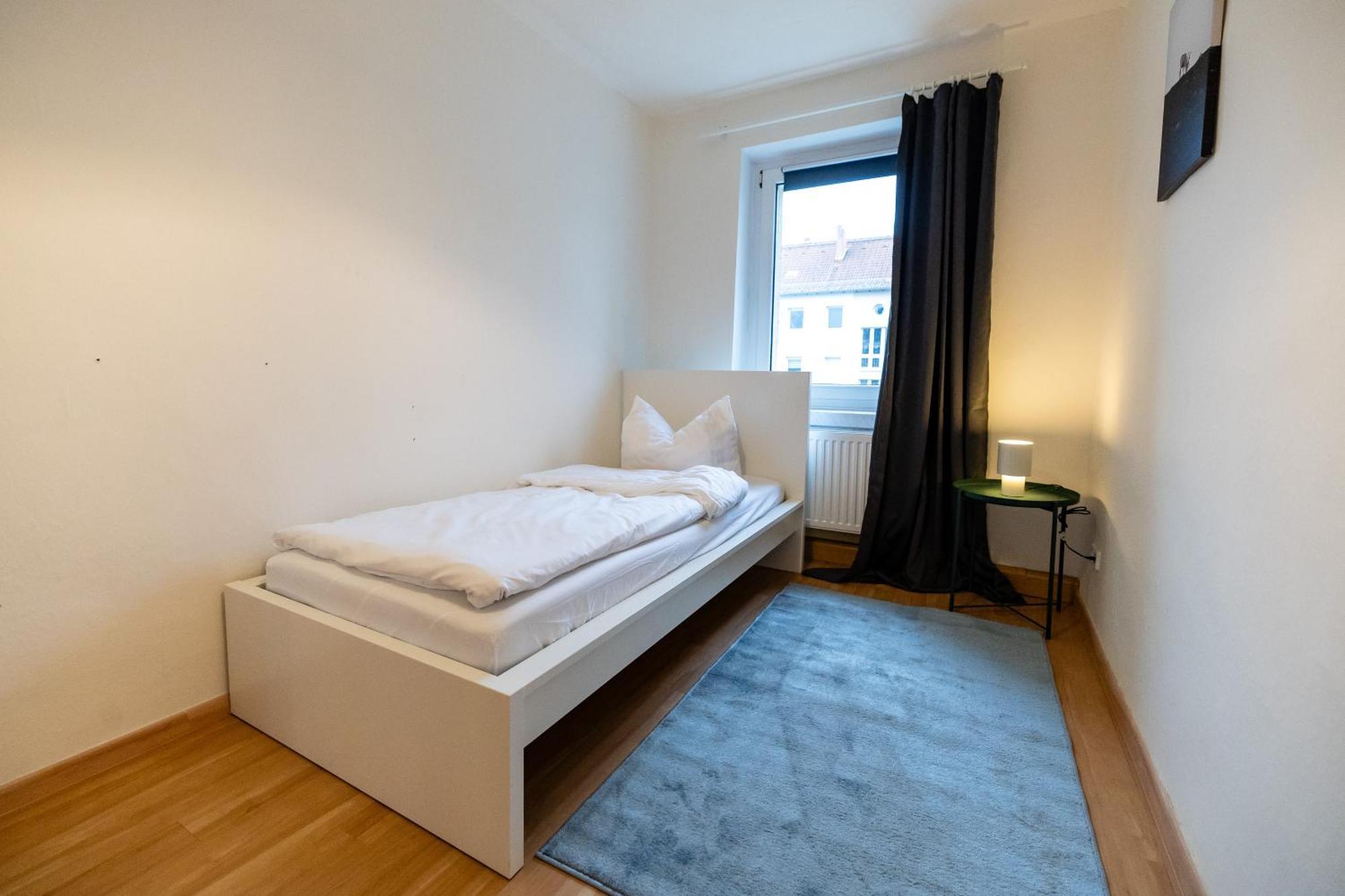 Moderne 4 Zimmer Wohnung Vollausgestattet Und Moebliert Halle  Esterno foto